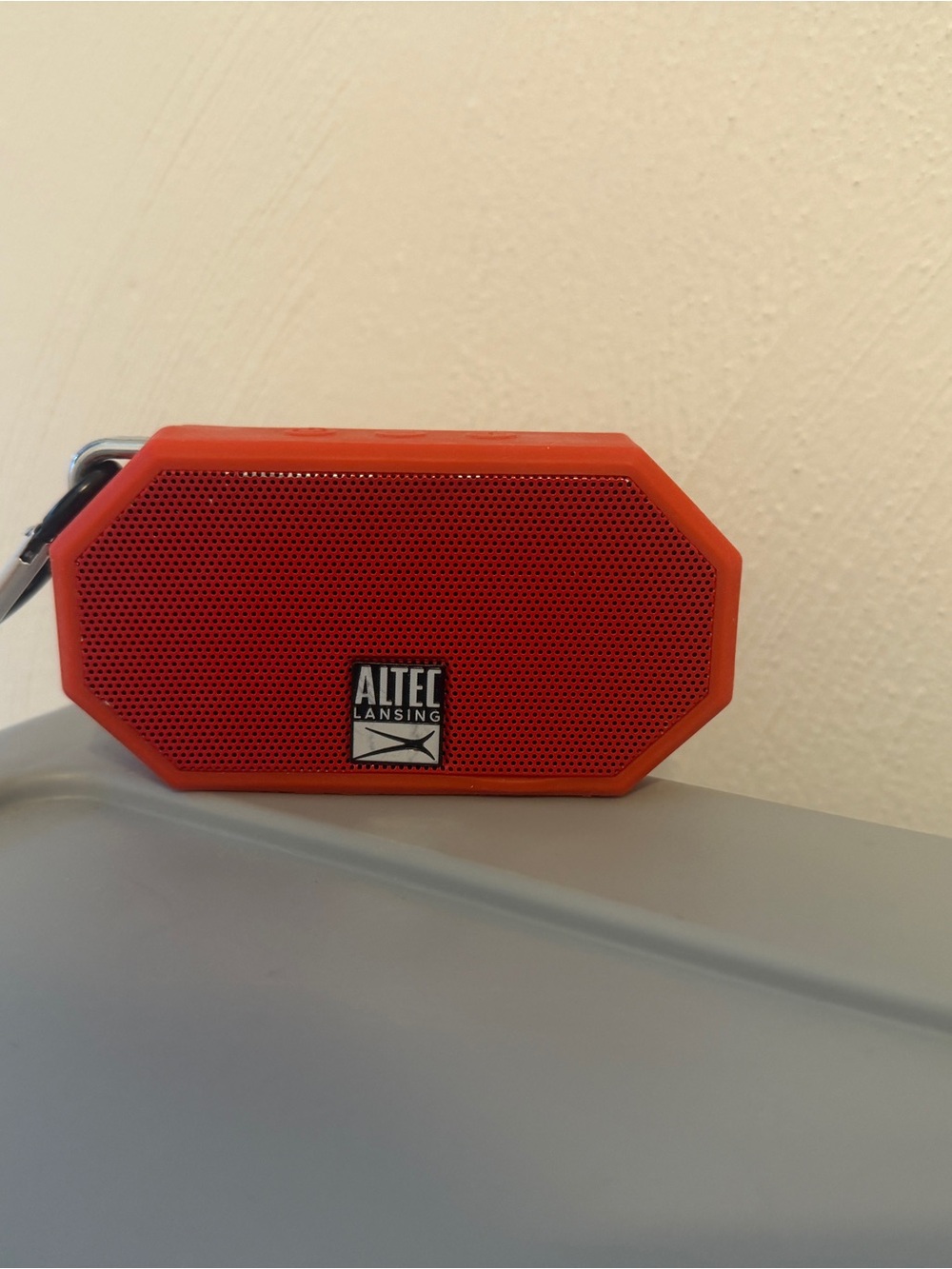 Altec mini H2O waterproof Portable Bluetooth Speaker - orange. Used- good